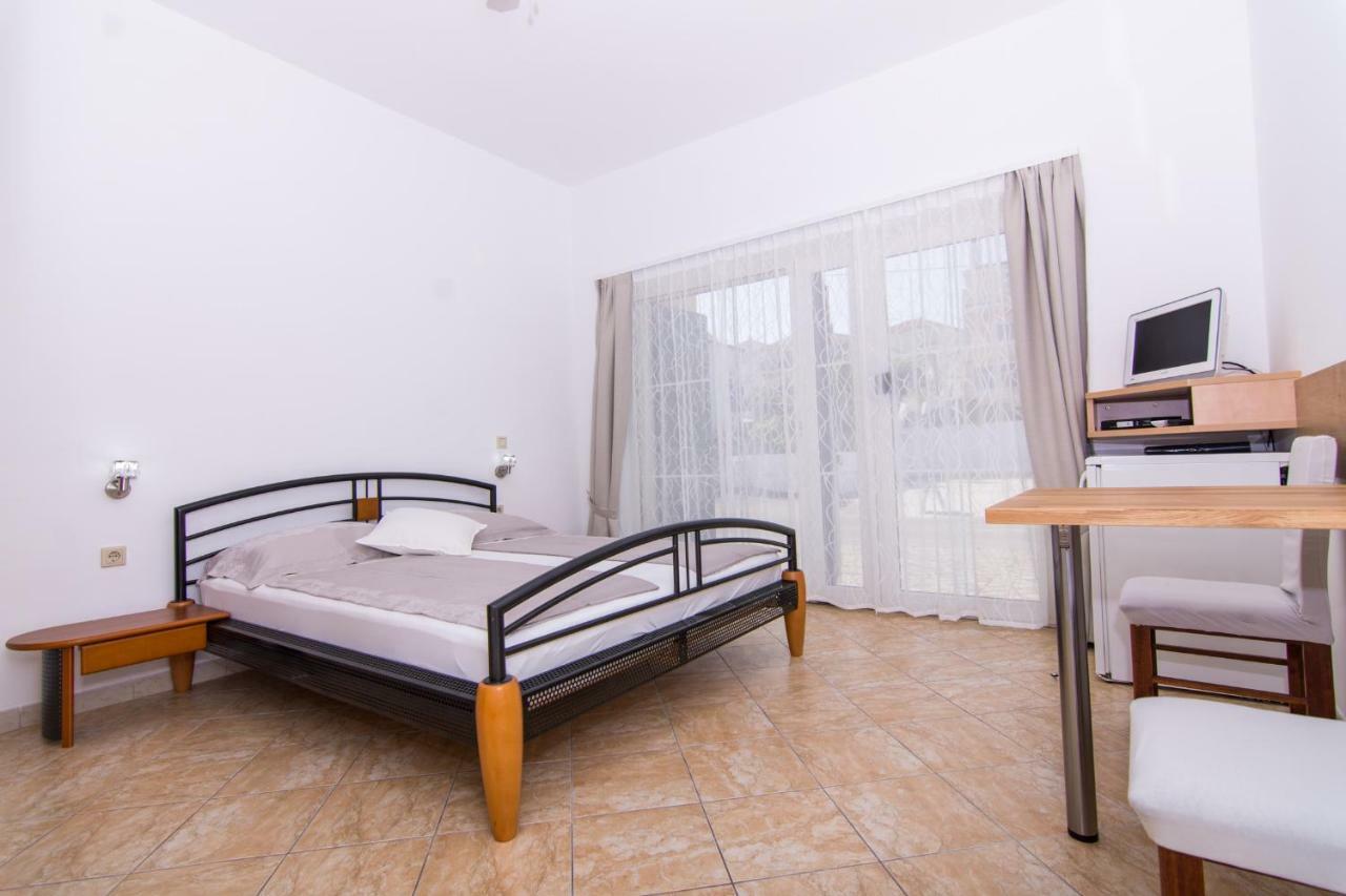 Apartmani Juric Трогир Екстериор снимка