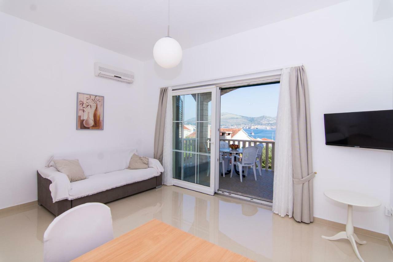 Apartmani Juric Трогир Екстериор снимка