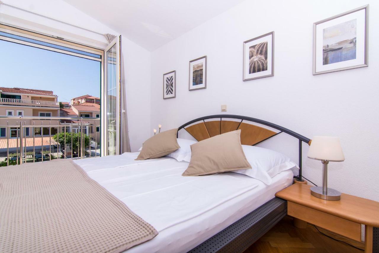 Apartmani Juric Трогир Екстериор снимка