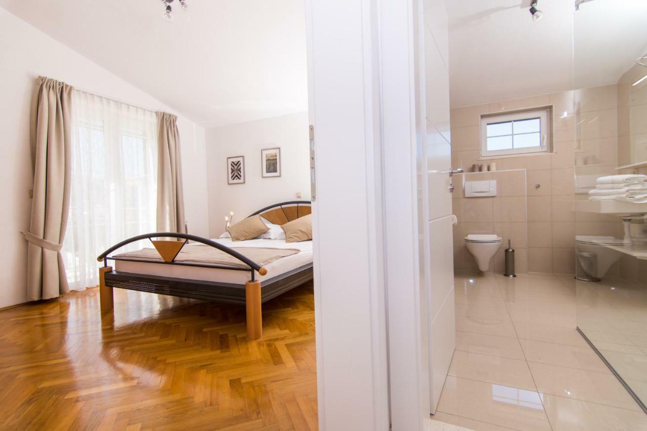 Apartmani Juric Трогир Екстериор снимка