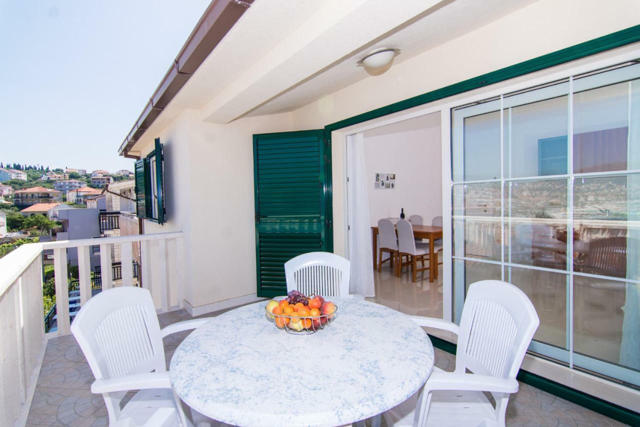 Apartmani Juric Трогир Екстериор снимка