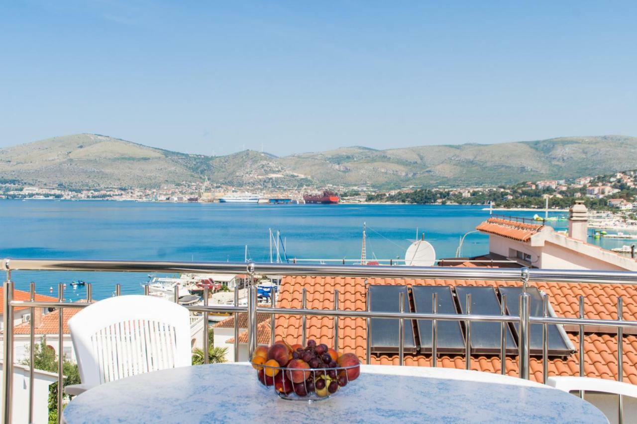 Apartmani Juric Трогир Екстериор снимка