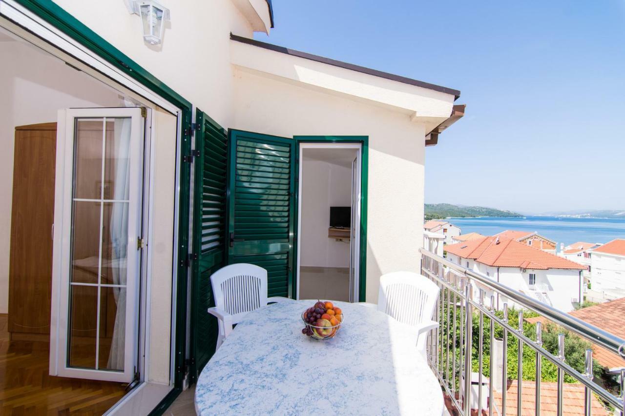Apartmani Juric Трогир Екстериор снимка