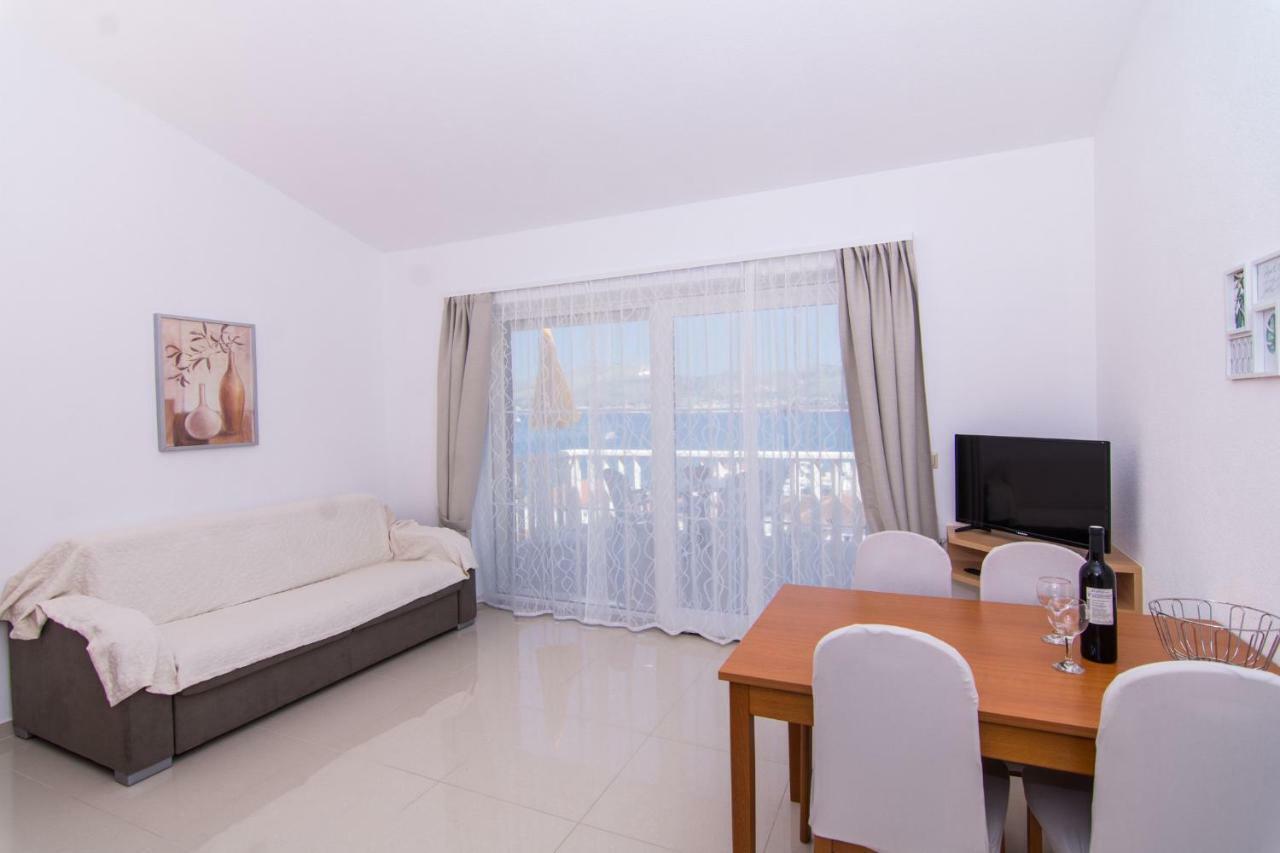 Apartmani Juric Трогир Екстериор снимка